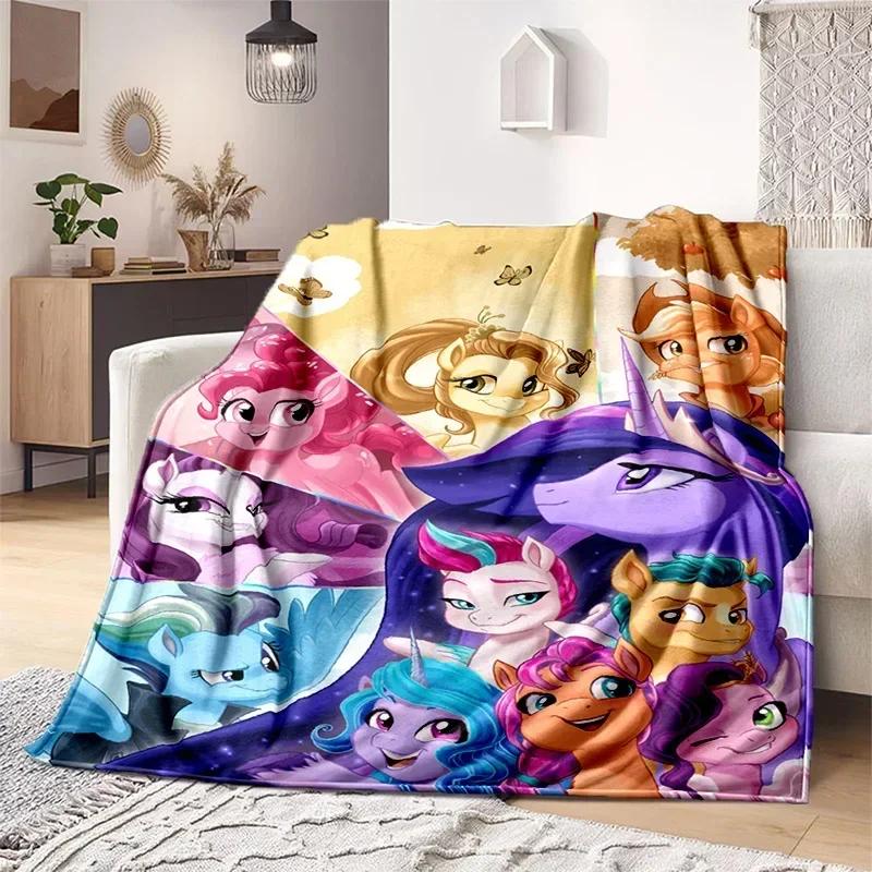 VIKAMA Pony Anime Blanket Gradient Super Soft Warm Machine Washable Portable Children s Room Baby Room Living Room Three Blanket 75x90cm
VIKAMA Pony Anime Blanket Gradient Super Soft Warm Machine Washable Portable Children s Room Baby Room Living Room Three Blanket 75x90cm