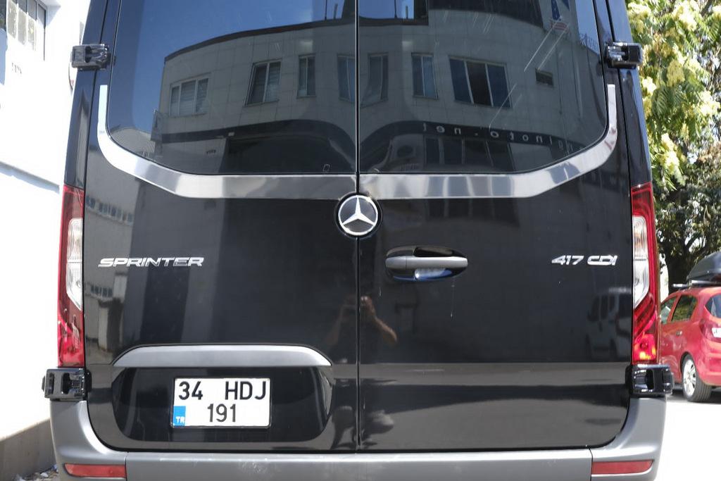 Кромка заднего стекла V-2 Carmos (2 шт, нерж) для Mercedes Sprinter W907/W910 2018- гг
Кромка заднего стекла V-2 Carmos (2 шт, нерж) для Mercedes Sprinter W907/W910 2018- гг