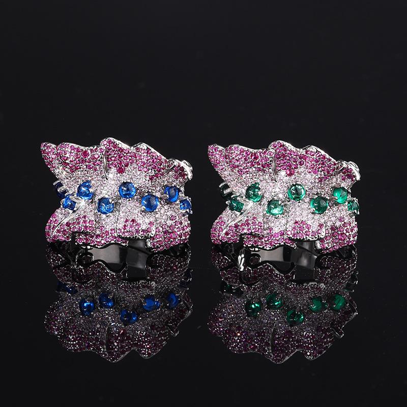 New jewelry ring with diamond red zircon pleated skirt shape, retro and fashionable versatile ring
New jewelry ring with diamond red zircon pleated skirt shape, retro and fashionable versatile ring