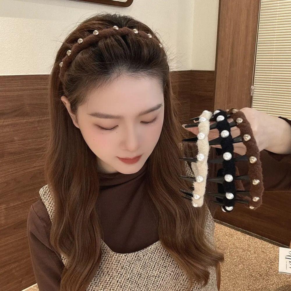 Beads Plastic Hair Band Fluffy Face Wash Hairband Sweet Pearl Wave Headband Student бежевый
Beads Plastic Hair Band Fluffy Face Wash Hairband Sweet Pearl Wave Headband Student бежевый
