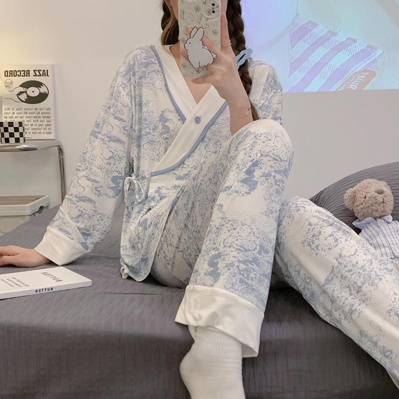 Modal Maternity/Postpartum Nursing Cardigan Kimono - Spring/Summer Pajamas for After Delivery and Labor XXL
Modal Maternity/Postpartum Nursing Cardigan Kimono - Spring/Summer Pajamas for After Delivery and Labor XXL