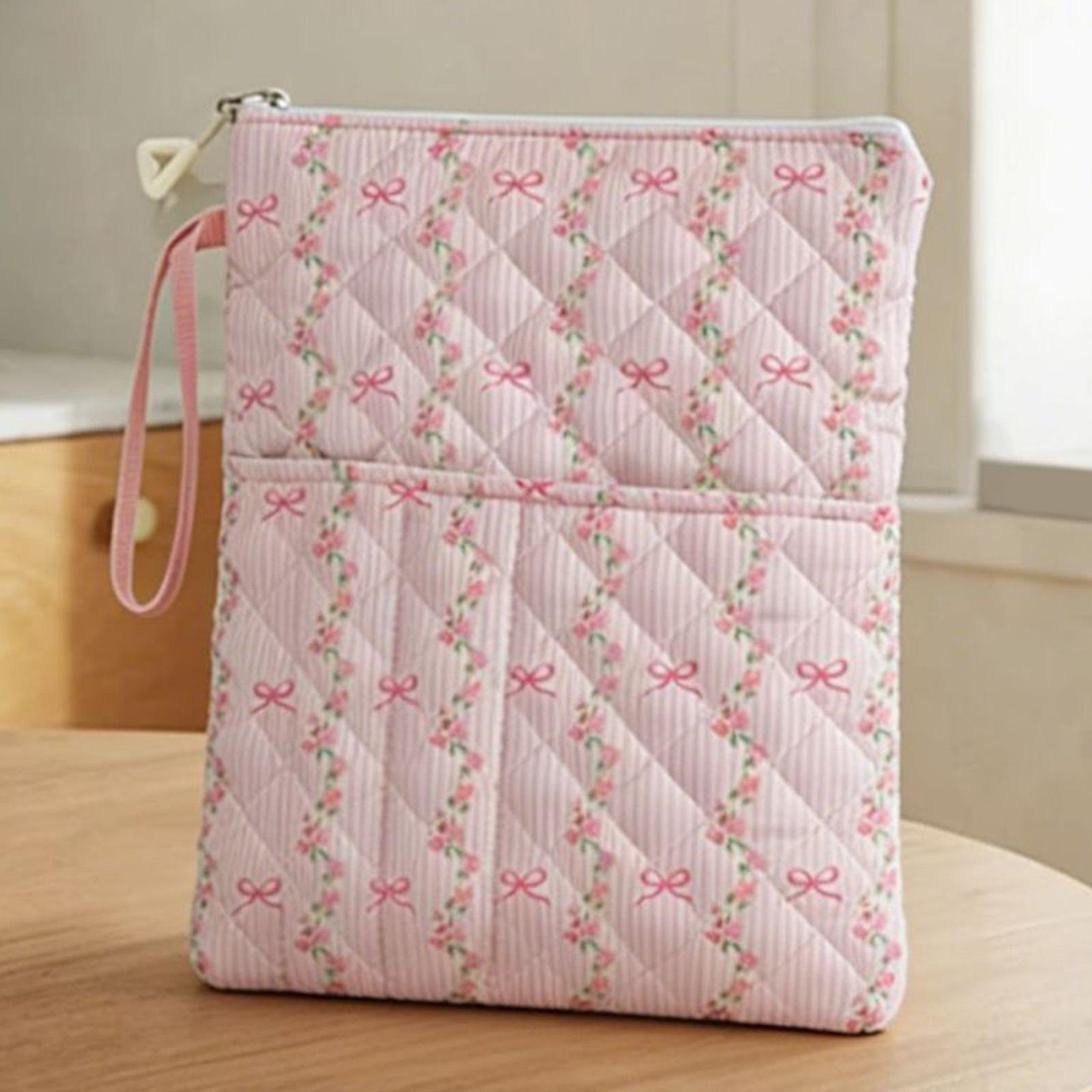 Book Sleeve with Zipper and Extra Sleeve Pocket Washable Book Pouch Books Accessories for Notebooks Hardcover and Paperback розовый
Book Sleeve with Zipper and Extra Sleeve Pocket Washable Book Pouch Books Accessories for Notebooks Hardcover and Paperback розовый