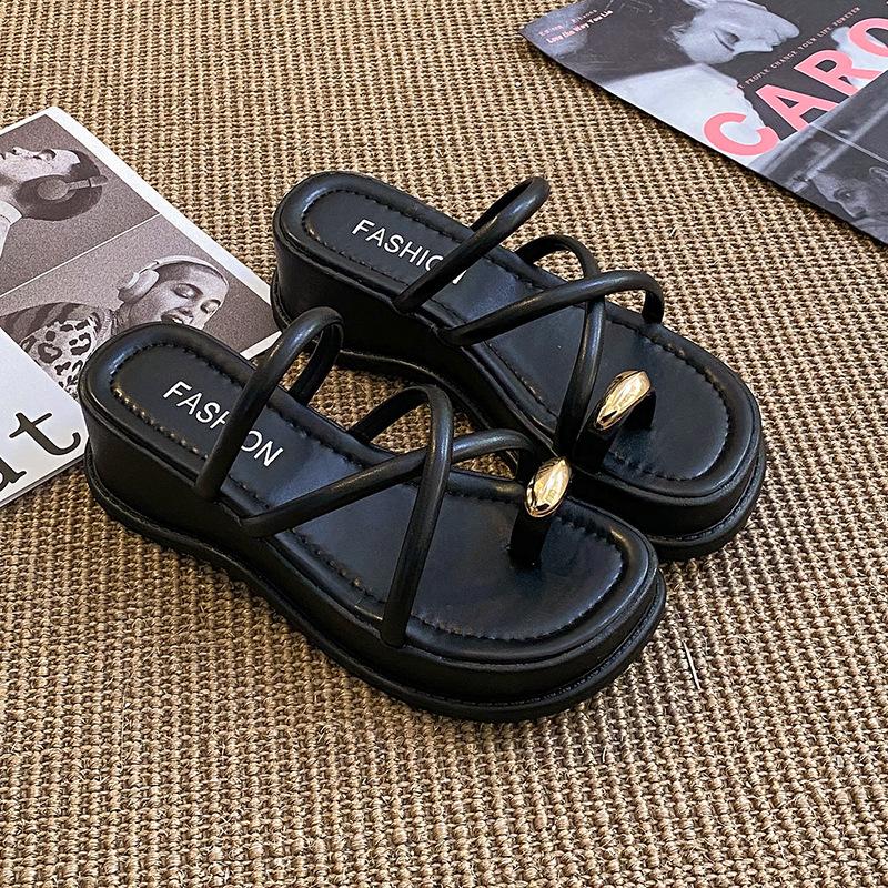 Set of toe pinch fairy muffin platform slippers women summer wear 2025 new wedge fashion 40 чорний
Set of toe pinch fairy muffin platform slippers women summer wear 2025 new wedge fashion 40 чорний