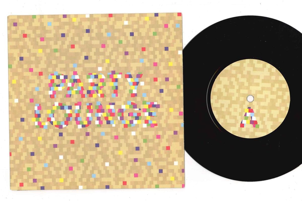 7inch Record YELL - Party Lounge / Alcopopular CHACHA030 MARQUIS CHA CHA 2008 UK Rock Used
7inch Record YELL - Party Lounge / Alcopopular CHACHA030 MARQUIS CHA CHA 2008 UK Rock Used