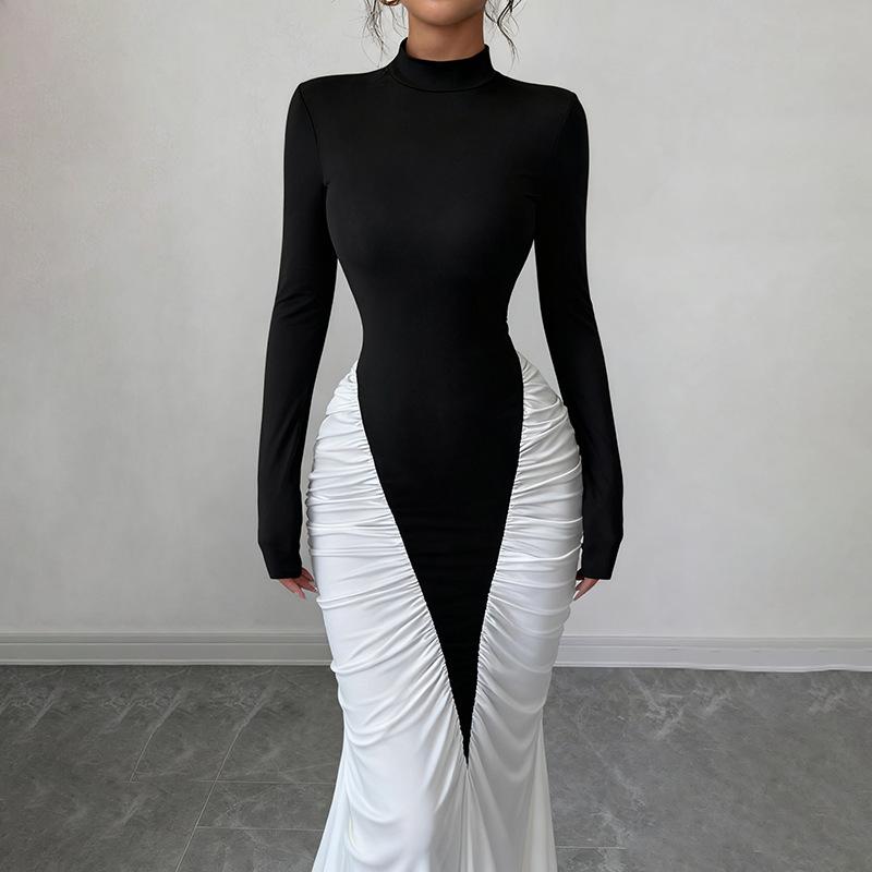 Autumn new European and American style fashion temperament black and white contrasting colors long-sleeved round neck shrink thin hip-wrapped dress L
Autumn new European and American style fashion temperament black and white contrasting colors long-sleeved round neck shrink thin hip-wrapped dress L