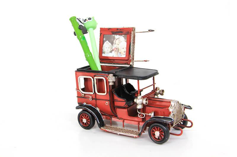 Декоративный металлический автомобильный держатель для ручек в рамке
Декоративный металлический автомобильный держатель для ручек в рамке