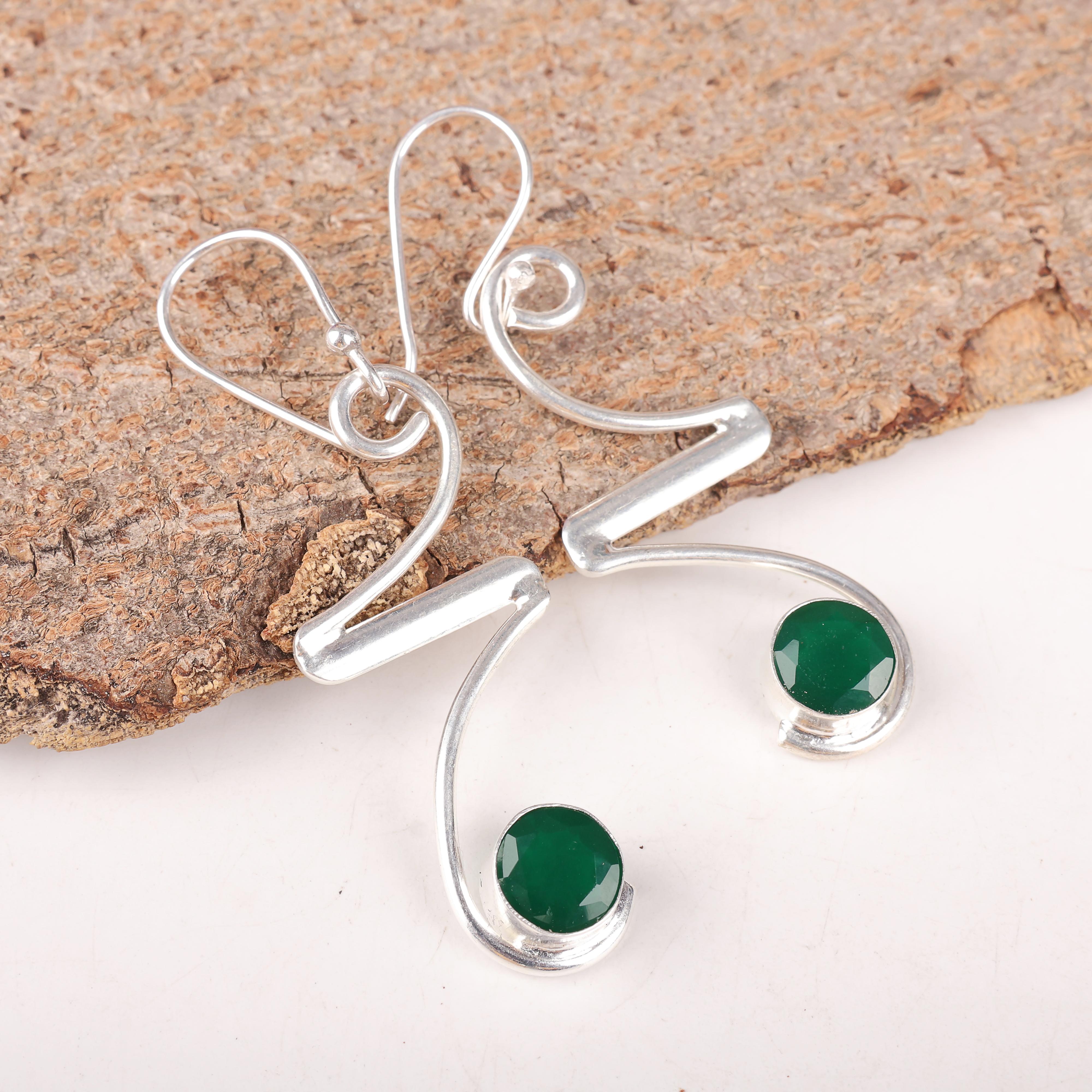 Green Onyx Earrings Handmade Gemstone Jewelry, 925 Solid Sterling Silver Earrings Unique Design Jewelry 2.35 Inches зелений
Green Onyx Earrings Handmade Gemstone Jewelry, 925 Solid Sterling Silver Earrings Unique Design Jewelry 2.35 Inches зелений