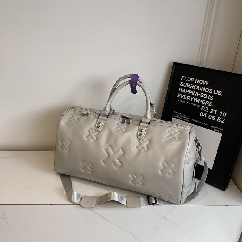 New boarding luggage hand bag soft leather fitness bag women s fashion going out large capacity wet and dry separation travel bag
New boarding luggage hand bag soft leather fitness bag women s fashion going out large capacity wet and dry separation travel bag