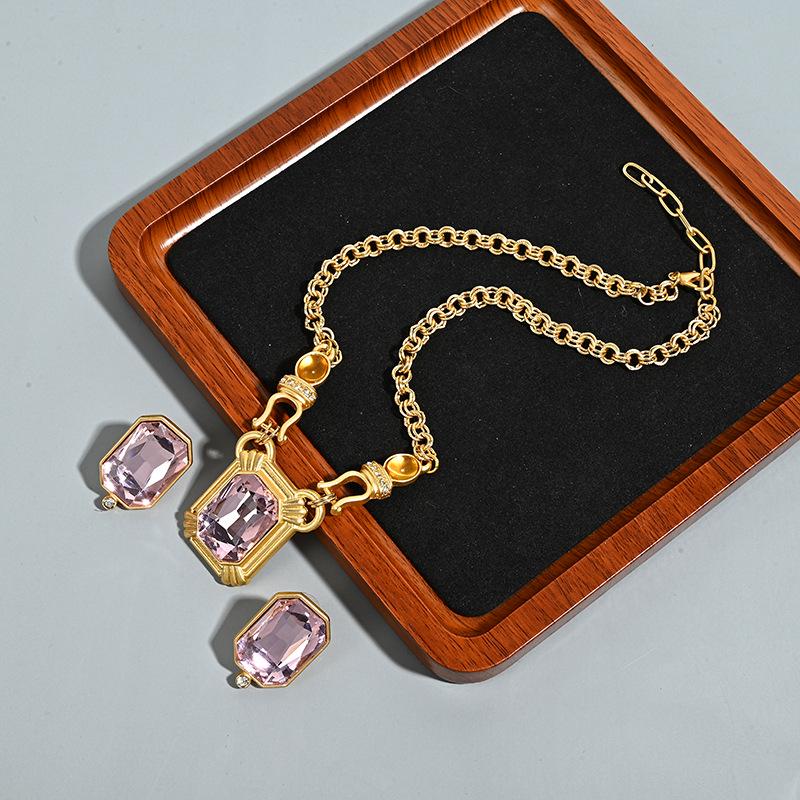 Square Crystal Zircon Pendant Necklace & Retro Earrings - Women s Light Luxury Ins Style Jewelry
Square Crystal Zircon Pendant Necklace & Retro Earrings - Women s Light Luxury Ins Style Jewelry