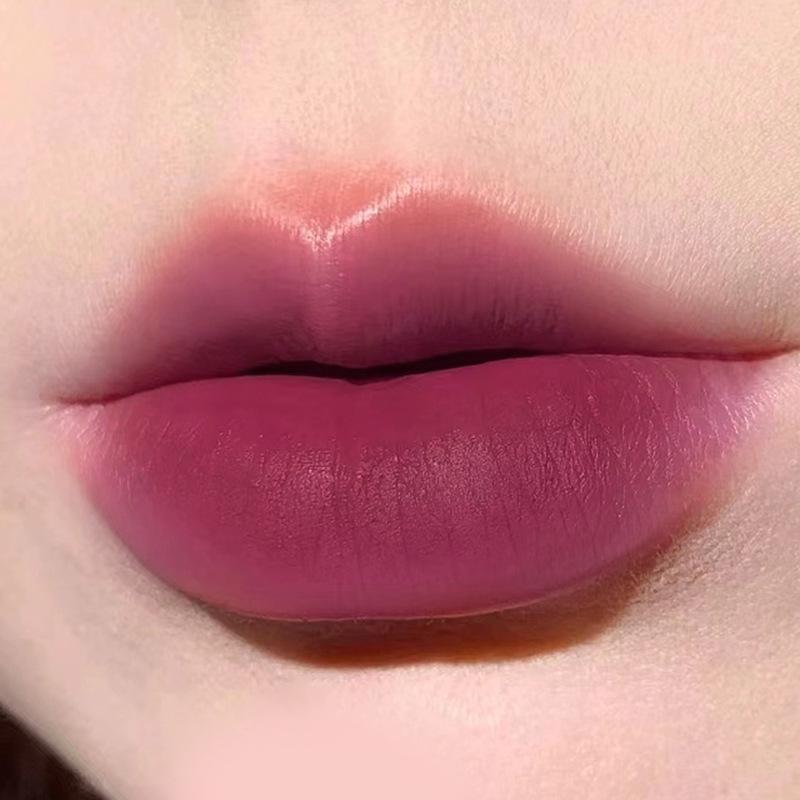 Dodo Мягкий бархатный облачный блеск для губ Матовая помада
Dodo Мягкий бархатный облачный блеск для губ Матовая помада