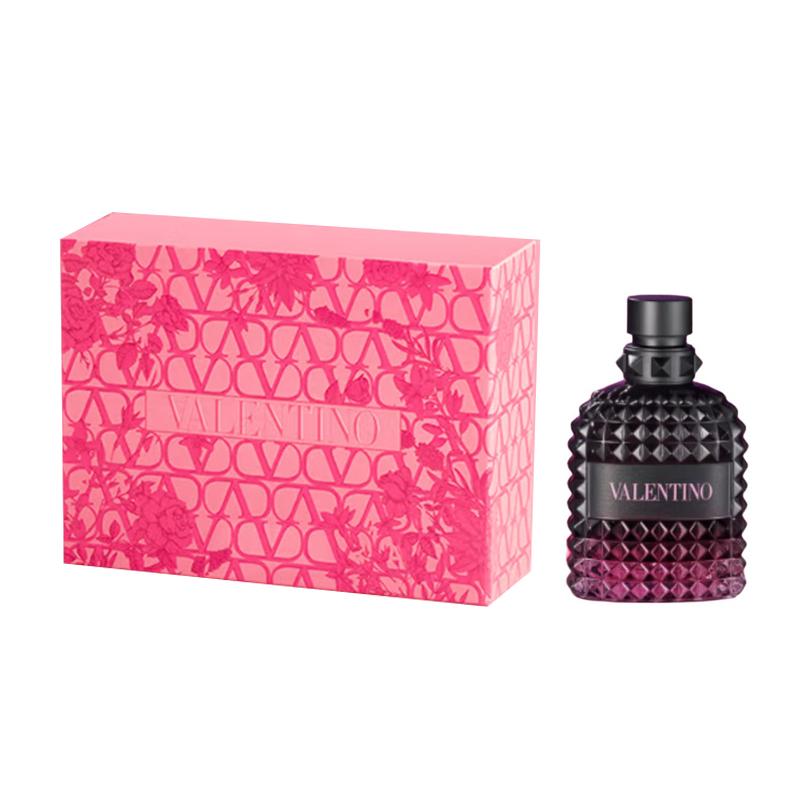 Valentino Mr. Dark Night Box Men s Perfumes Woody Eau De Parfum EDP 50ml Vanilla Lavender 50ml
Valentino Mr. Dark Night Box Men s Perfumes Woody Eau De Parfum EDP 50ml Vanilla Lavender 50ml