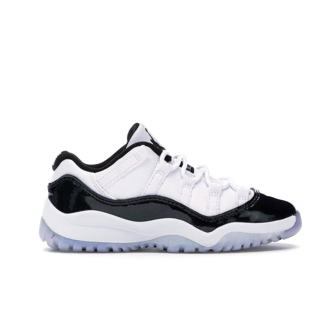 Кроссовки Air Jordan 11 Retro Low PS Emerald Kids Бело-белые черно-изумрудные с подъемом 505835-145
Кроссовки Air Jordan 11 Retro Low PS Emerald Kids Бело-белые черно-изумрудные с подъемом 505835-145