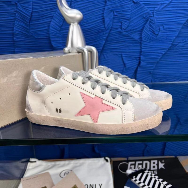 Versatile Red Green Black Silver Tail Star Small Dirty Shoes Women s and Men s Casual Sports Board Shoes 46
Versatile Red Green Black Silver Tail Star Small Dirty Shoes Women s and Men s Casual Sports Board Shoes 46
