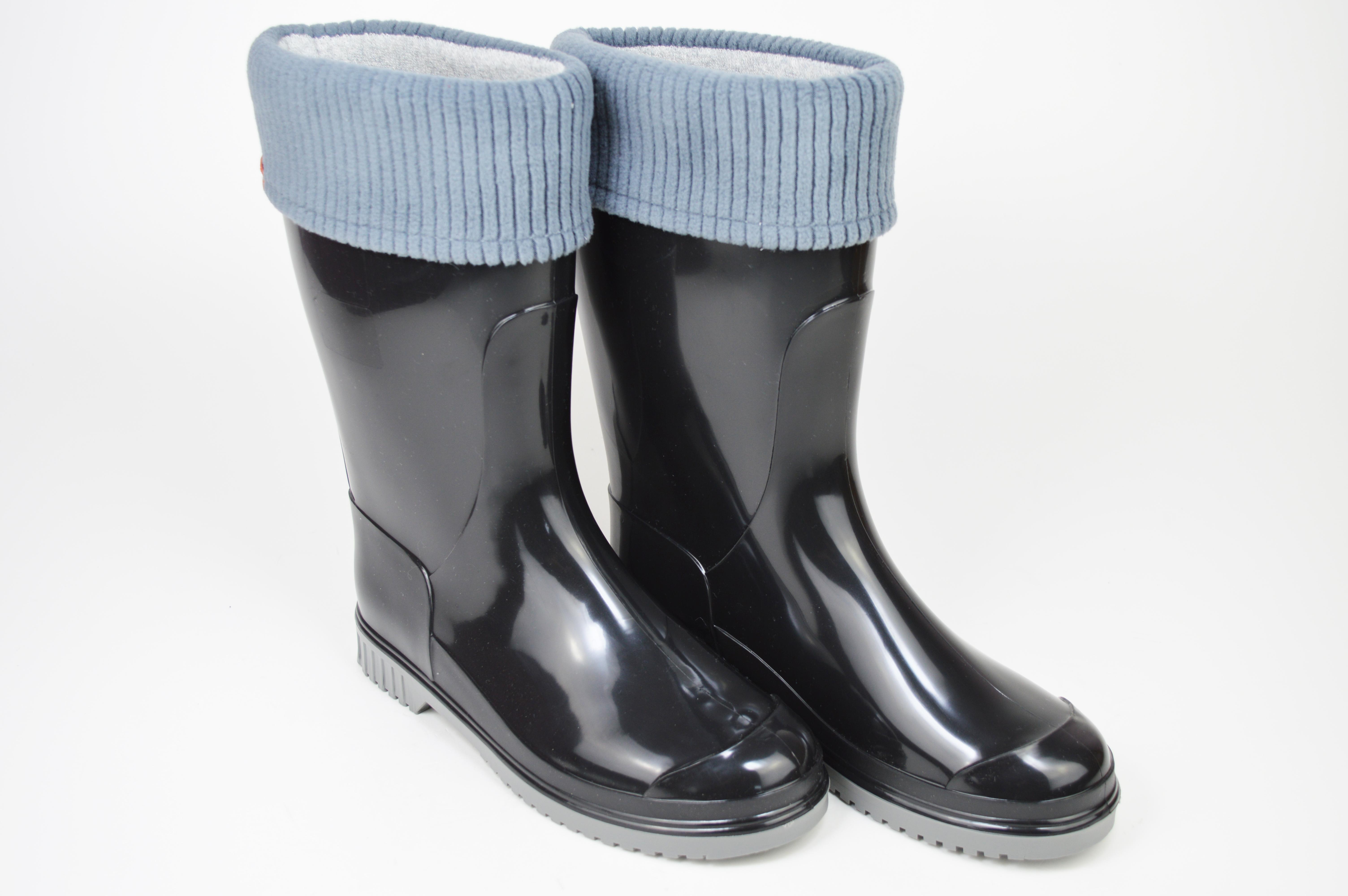 Гумові чоботи Alisa Line 401 37 Блакитний 37 чорний
Гумові чоботи Alisa Line 401 37 Блакитний 37 чорний