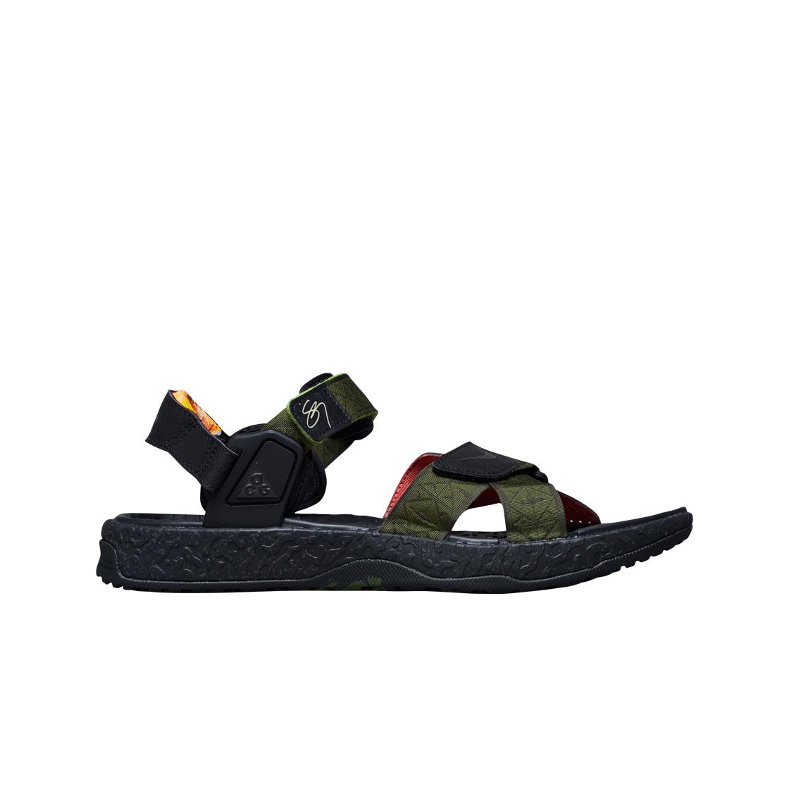 Мужские кроссовки Nike x Sig Zane Designs ACG Air Deschutz SZ Olive Canvas DH1039-300
Мужские кроссовки Nike x Sig Zane Designs ACG Air Deschutz SZ Olive Canvas DH1039-300