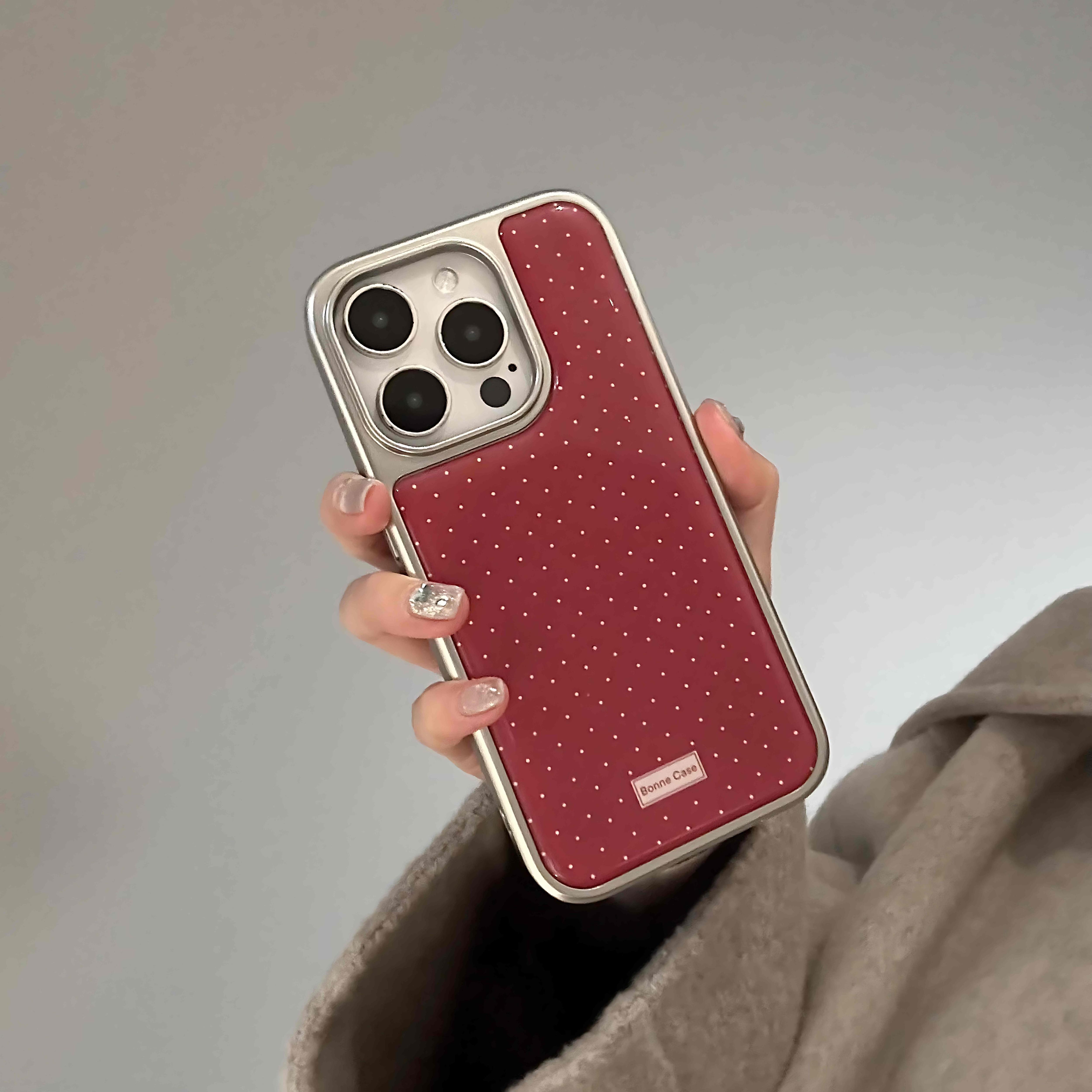 Чехол на весь экран с ретро-красными точками для iPhone 17 16e 16 15 14 13 12 11 Air Pro Max X XR 8 7 Plus, роскошная прозрачная мягкая задняя крышка iPhone 11
Чехол на весь экран с ретро-красными точками для iPhone 17 16e 16 15 14 13 12 11 Air Pro Max X XR 8 7 Plus, роскошная прозрачная мягкая задняя крышка iPhone 11