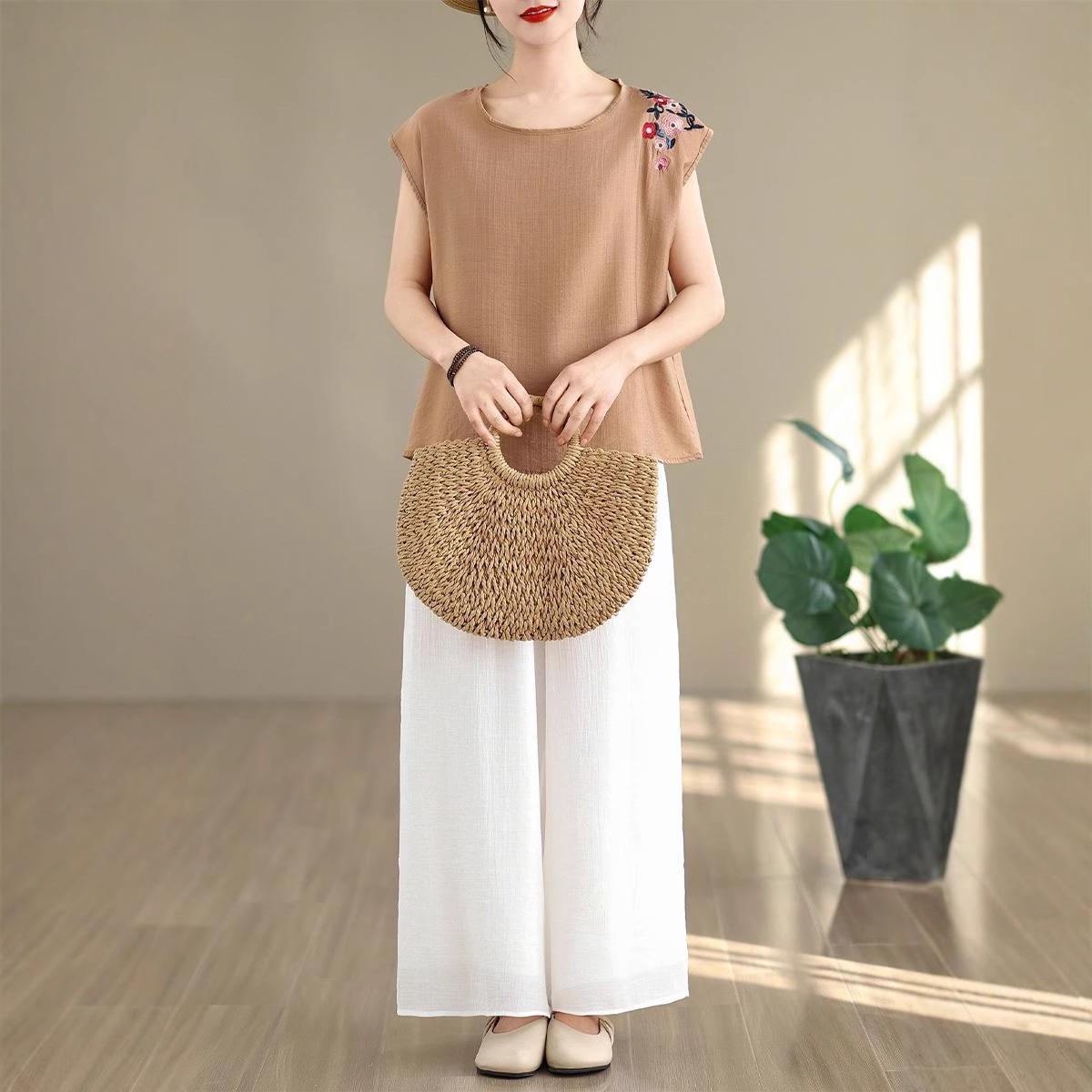 Summer 2025 Women s Chinese Embroidery Two-Piece Set: Loose Casual Short Sleeve T-shirt and Wide-Leg Pants M
Summer 2025 Women s Chinese Embroidery Two-Piece Set: Loose Casual Short Sleeve T-shirt and Wide-Leg Pants M