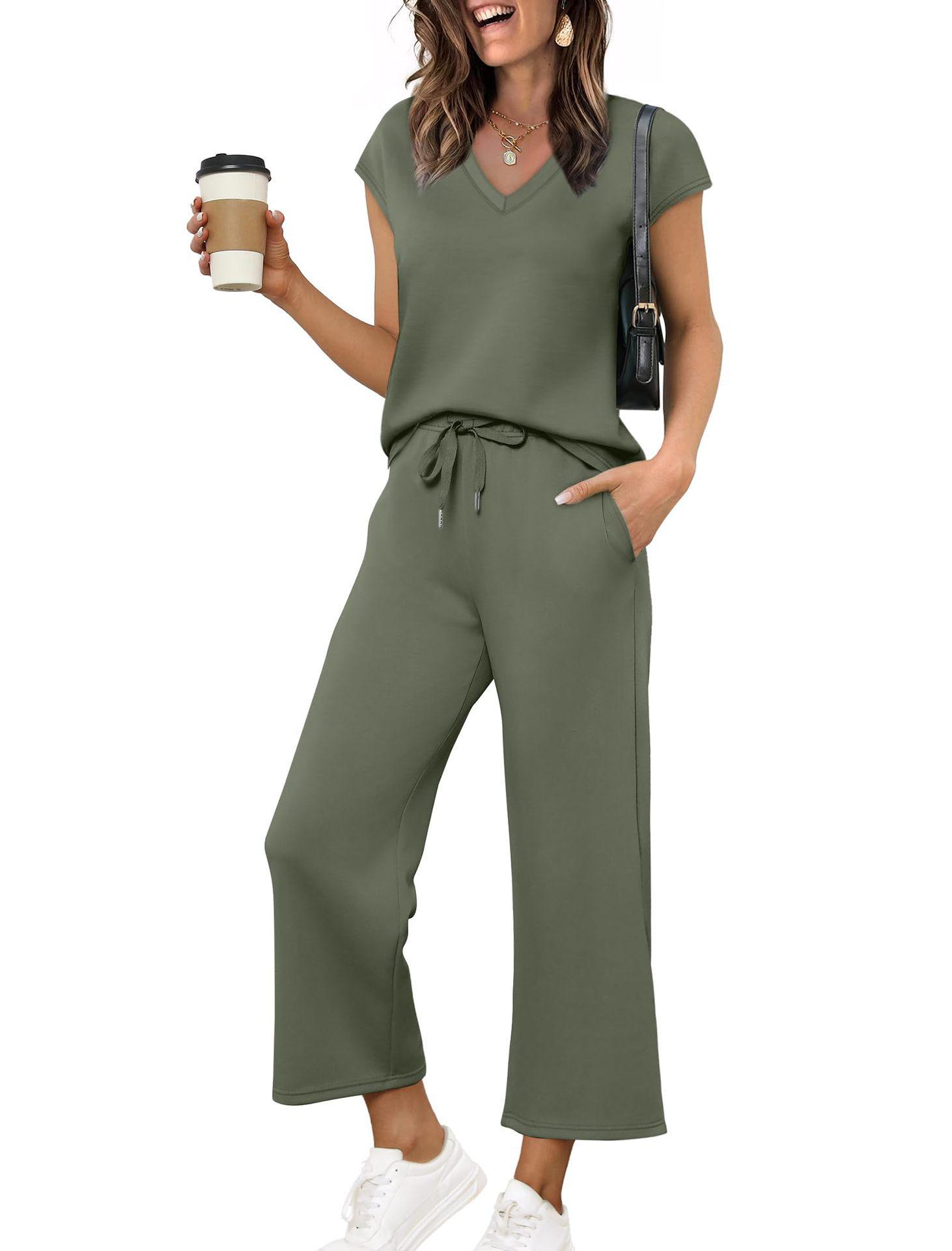 Women s Loose Batwing Sleeve V-Neck Vest and Pants Two-Piece Set (2025) XL
Women s Loose Batwing Sleeve V-Neck Vest and Pants Two-Piece Set (2025) XL