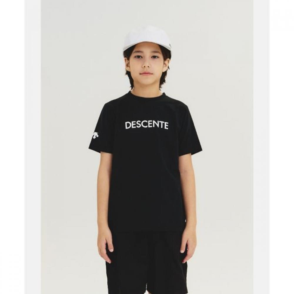 Футболка с коротким рукавом DescenTe Young ATHLETE Tough Wording, черная BLK0BLACK/130
Футболка с коротким рукавом DescenTe Young ATHLETE Tough Wording, черная BLK0BLACK/130