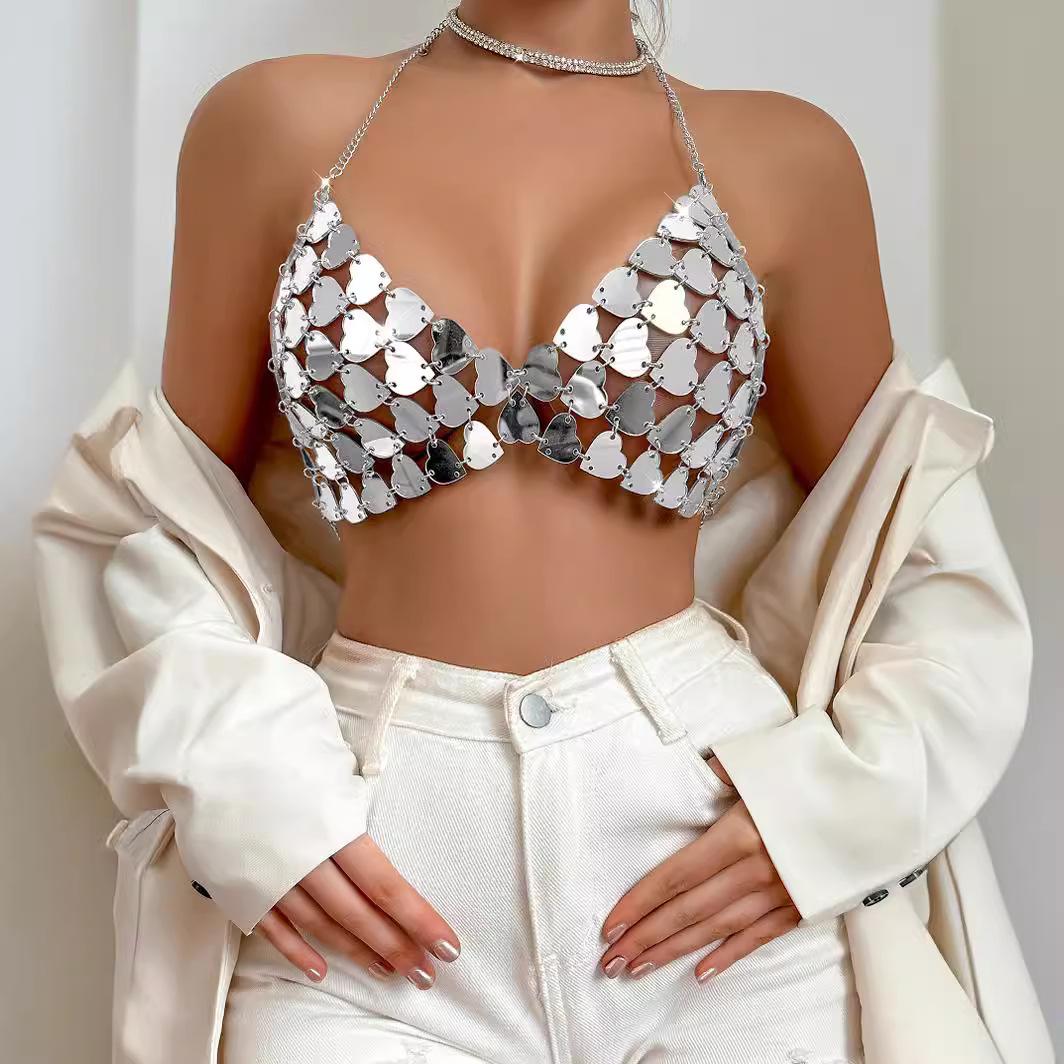 Women Heart Metal Chain Halter Neck Party Crop Top SizeOne срібний
Women Heart Metal Chain Halter Neck Party Crop Top SizeOne срібний