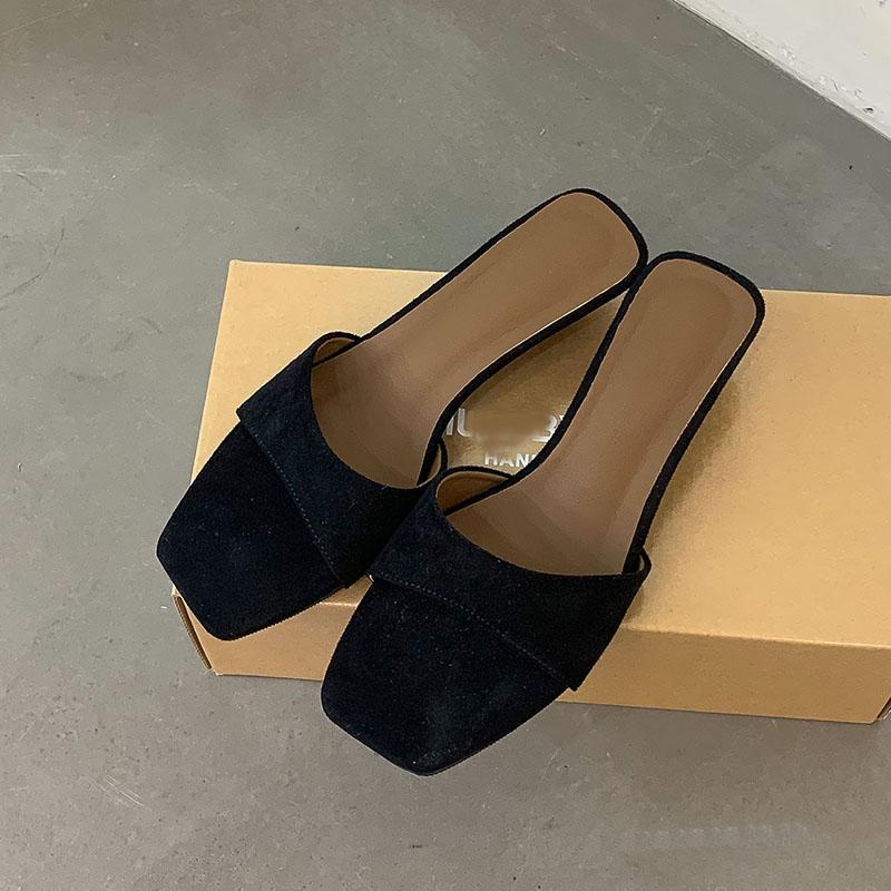 Fashion Footwear Wedges Slides Slippers Shoes For Women New 2025 Summer Fashion Square Toe Ladies Wedges Slippers Shoes Female Sandals 35 чёрный
Fashion Footwear Wedges Slides Slippers Shoes For Women New 2025 Summer Fashion Square Toe Ladies Wedges Slippers Shoes Female Sandals 35 чёрный