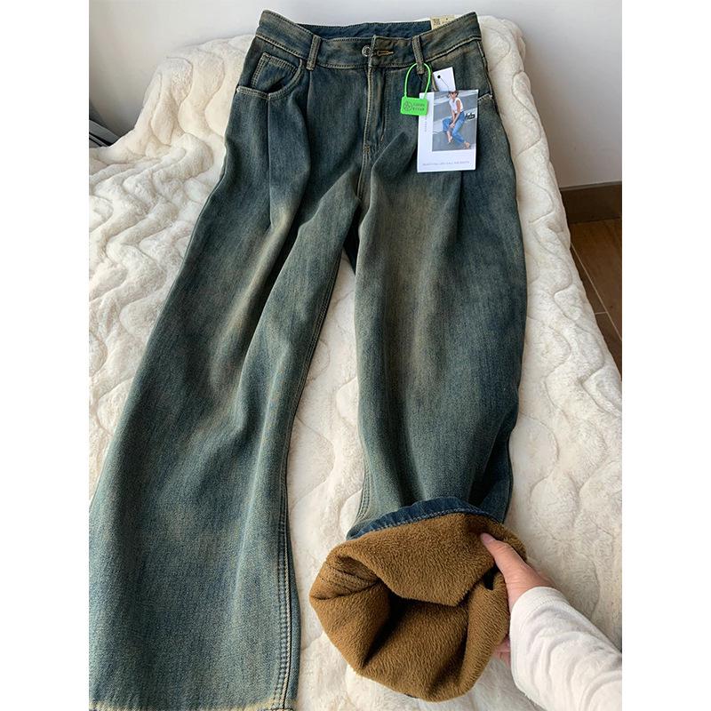 2024 Plus Size High Waist Fleece Lined Wide Leg Women s Jeans: Loose Straight Leg for Autumn/Winter M
2024 Plus Size High Waist Fleece Lined Wide Leg Women s Jeans: Loose Straight Leg for Autumn/Winter M