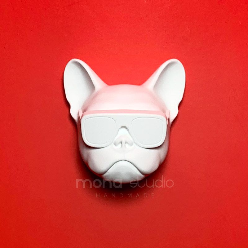 Aromatherapy Gypsum Car Air Vent Decoration, Small Car Interior Decoration Piece, Aromatherapy Gypsum Ornament, Small Fragrance Diffuser White Bulldog(Send Essential Oil)
Aromatherapy Gypsum Car Air Vent Decoration, Small Car Interior Decoration Piece, Aromatherapy Gypsum Ornament, Small Fragrance Diffuser White Bulldog(Send Essential Oil)