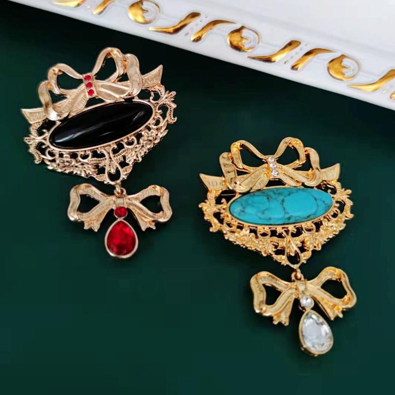 Luxury Vintage Blue Turquoise Black Stone Brooch Accessories Rhinestone Bow Pin Brooch
Luxury Vintage Blue Turquoise Black Stone Brooch Accessories Rhinestone Bow Pin Brooch