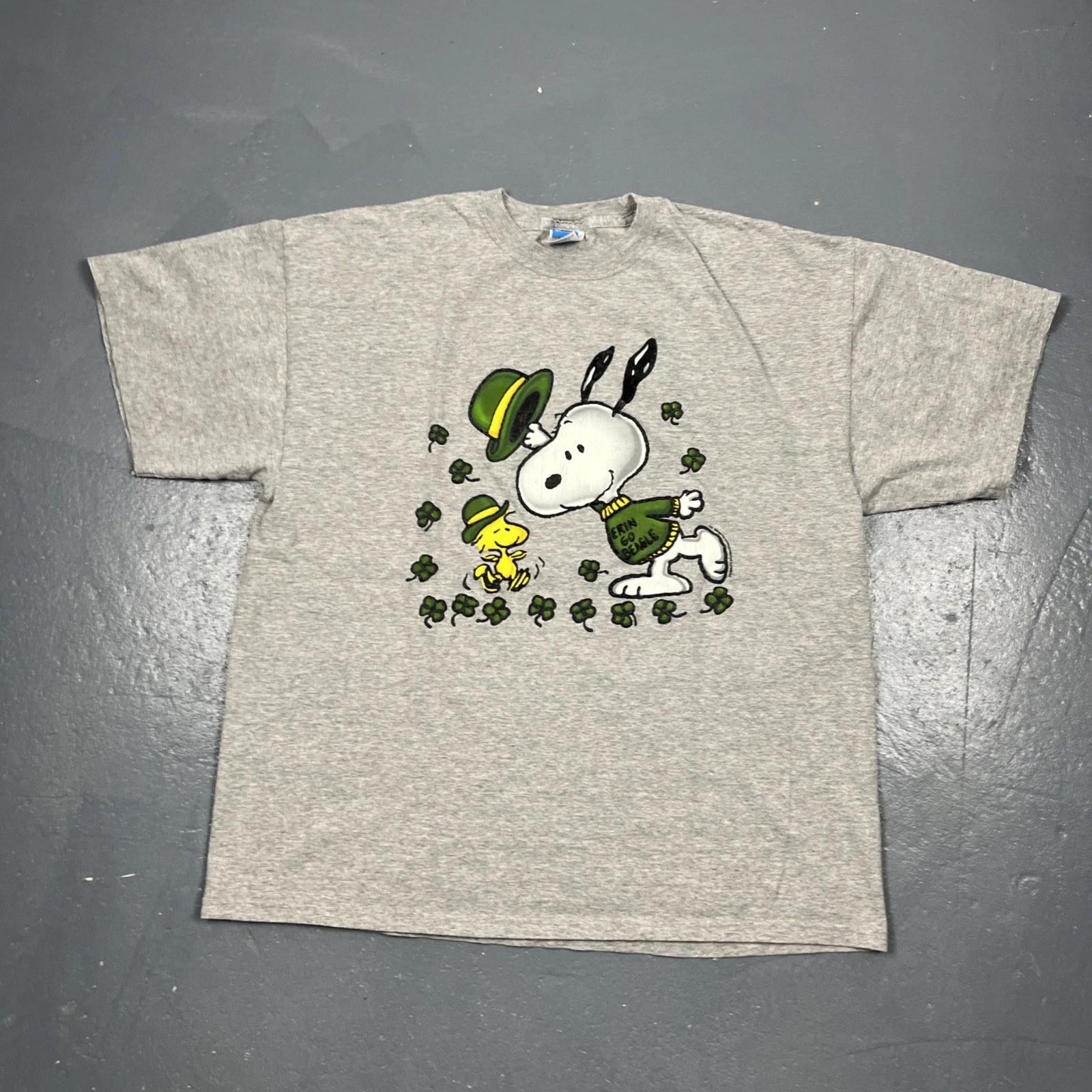 Vintage Y2K Snoopy And Woodstock St. Patrick’s Tshirt Grey XL Shamrock Irish VTG S
Vintage Y2K Snoopy And Woodstock St. Patrick’s Tshirt Grey XL Shamrock Irish VTG S