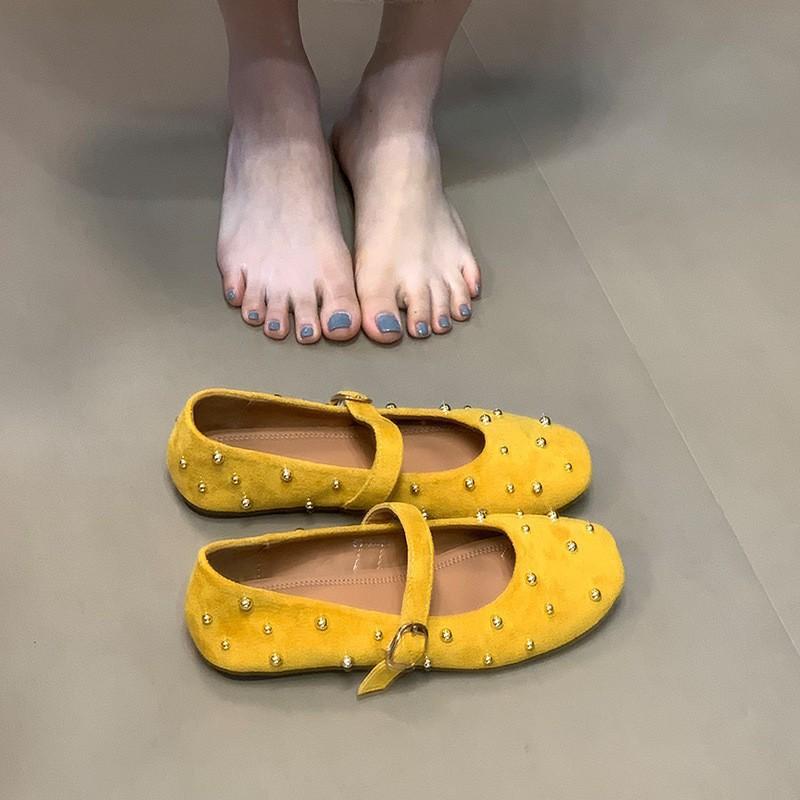 Туфли-лодочки на плоской подошве женские туфли бабушки из ретро замши Мэри Джейн с заклепками и неглубоким вырезом 40 жёлтый
Туфли-лодочки на плоской подошве женские туфли бабушки из ретро замши Мэри Джейн с заклепками и неглубоким вырезом 40 жёлтый