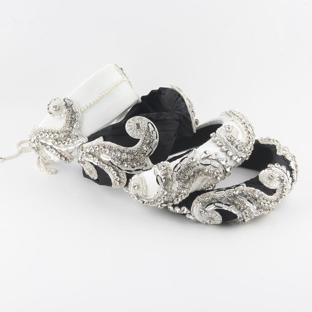 New Baroque Style European and American Style Headband with Wide Edge Sponge Tassel Headpiece
New Baroque Style European and American Style Headband with Wide Edge Sponge Tassel Headpiece