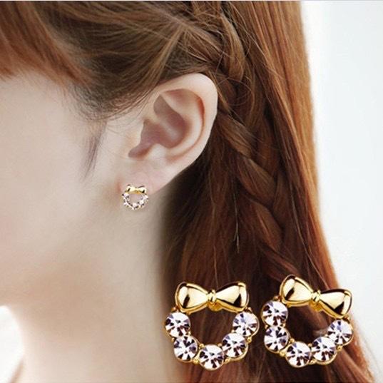 Full diamond bow earrings Japanese and Korean version of sweet girl full diamond girl sweet silver jewelry bow earrings
Full diamond bow earrings Japanese and Korean version of sweet girl full diamond girl sweet silver jewelry bow earrings
