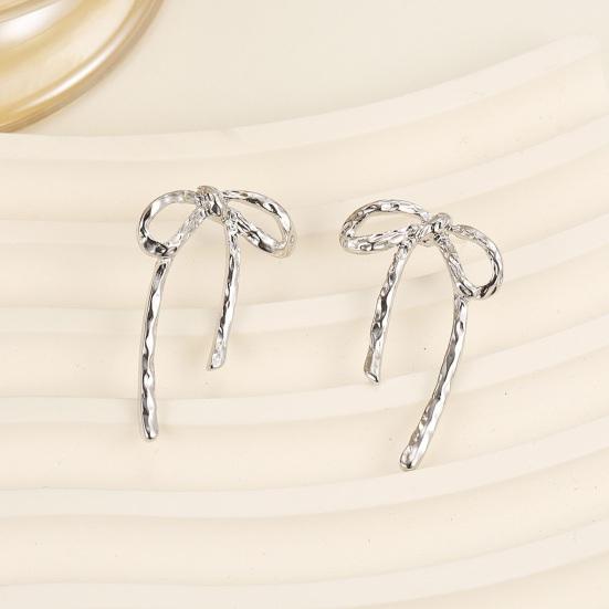 Yousheng 1 Pair Women Earrings Irregular Bow Shape Vintage Alloy Electroplated Ear Jewelry Lady Prom Cocktail Party Ear Stud Daily Stud Earrings серебряный
Yousheng 1 Pair Women Earrings Irregular Bow Shape Vintage Alloy Electroplated Ear Jewelry Lady Prom Cocktail Party Ear Stud Daily Stud Earrings серебряный