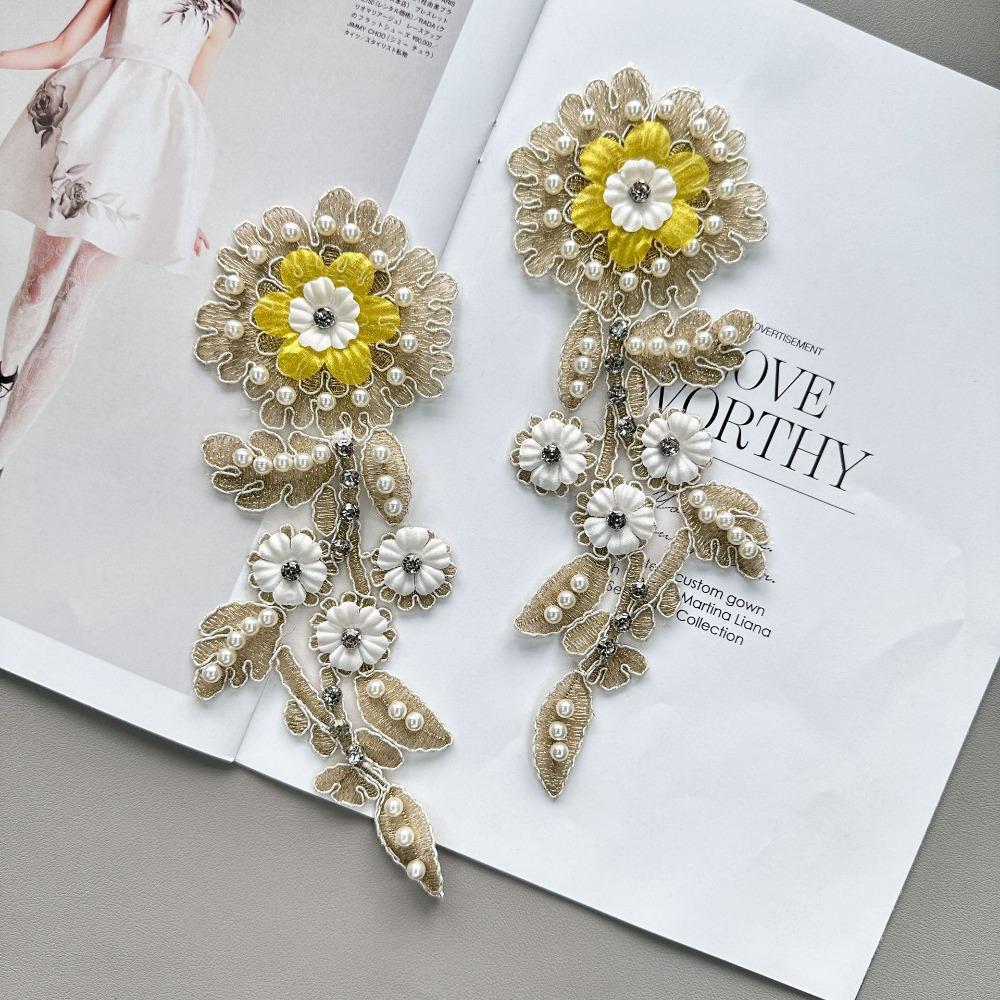 DIY Pearl Beaded Flower Patch Lace Flower Cloth Sticker New Chest Flower Sewing
DIY Pearl Beaded Flower Patch Lace Flower Cloth Sticker New Chest Flower Sewing