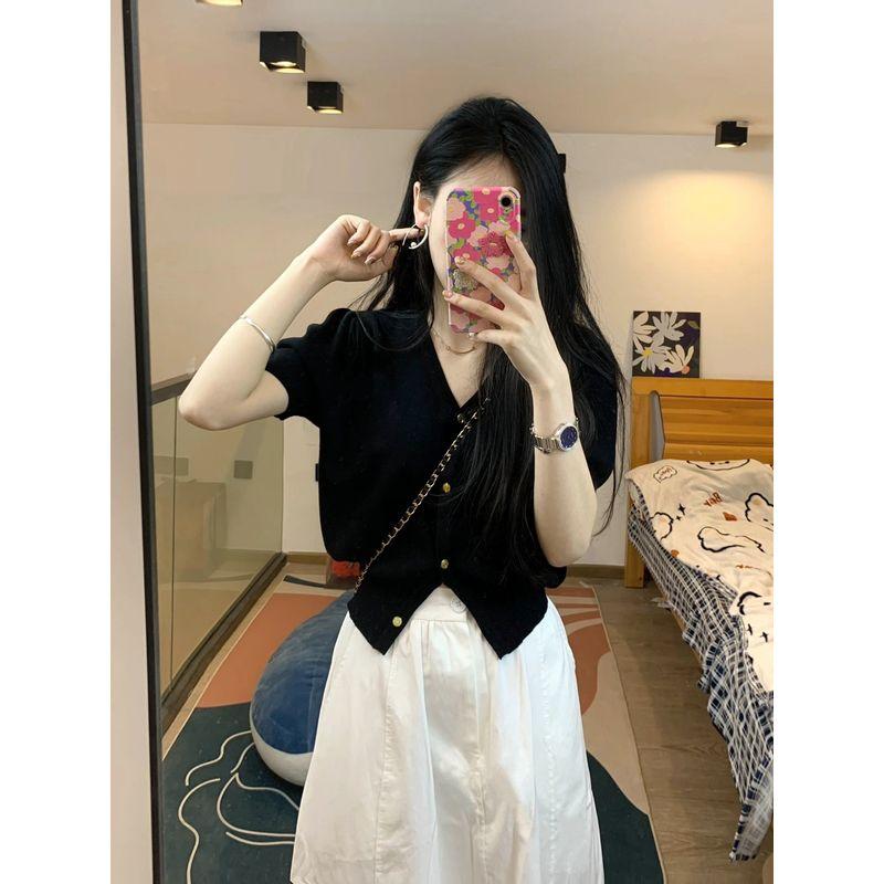 Classic Style Waist Trimming Short-Sleeved Women s Summer V-neck Thin Shirt Beige XL recommended 60.00 kg-65.00 kg
Classic Style Waist Trimming Short-Sleeved Women s Summer V-neck Thin Shirt Beige XL recommended 60.00 kg-65.00 kg