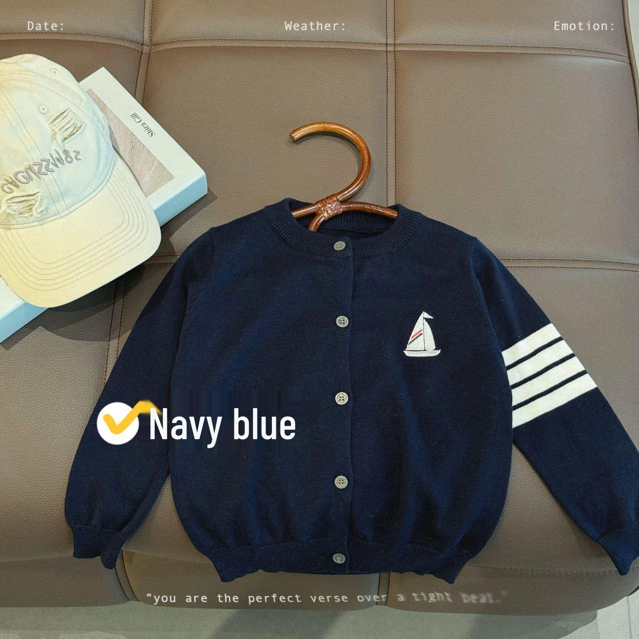 Осенний вязаный кардиган в университетском стиле для мальчиков и девочек 140cm темно-синий
Осенний вязаный кардиган в университетском стиле для мальчиков и девочек 140cm темно-синий