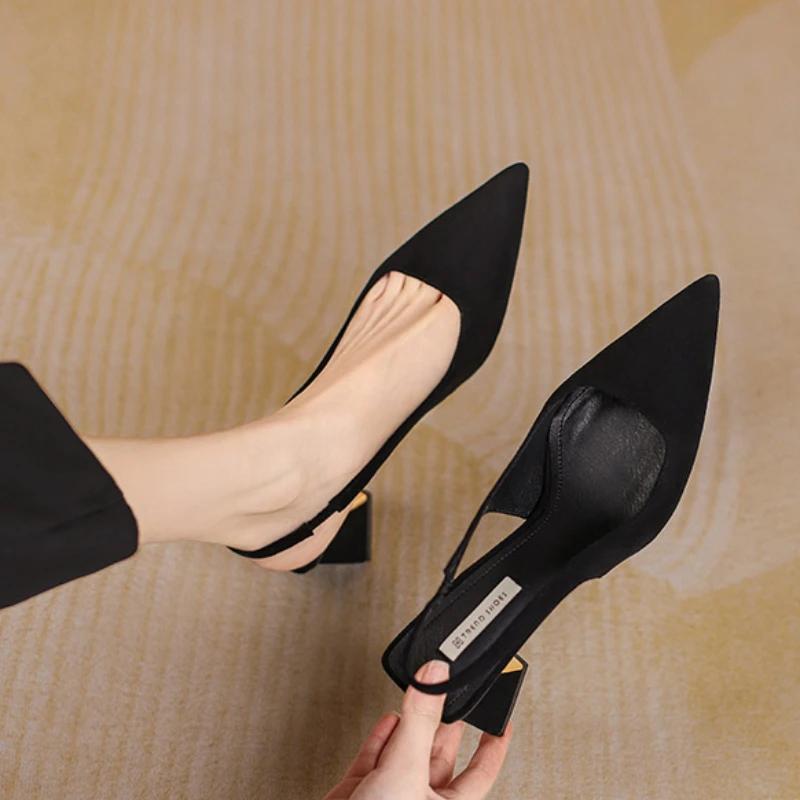 Fashion Classic Women Shoes Simple Versatile Women High Heels New Height Increas Single Shoes Comfort Pointed End Women s Sandal 34 чёрный
Fashion Classic Women Shoes Simple Versatile Women High Heels New Height Increas Single Shoes Comfort Pointed End Women s Sandal 34 чёрный