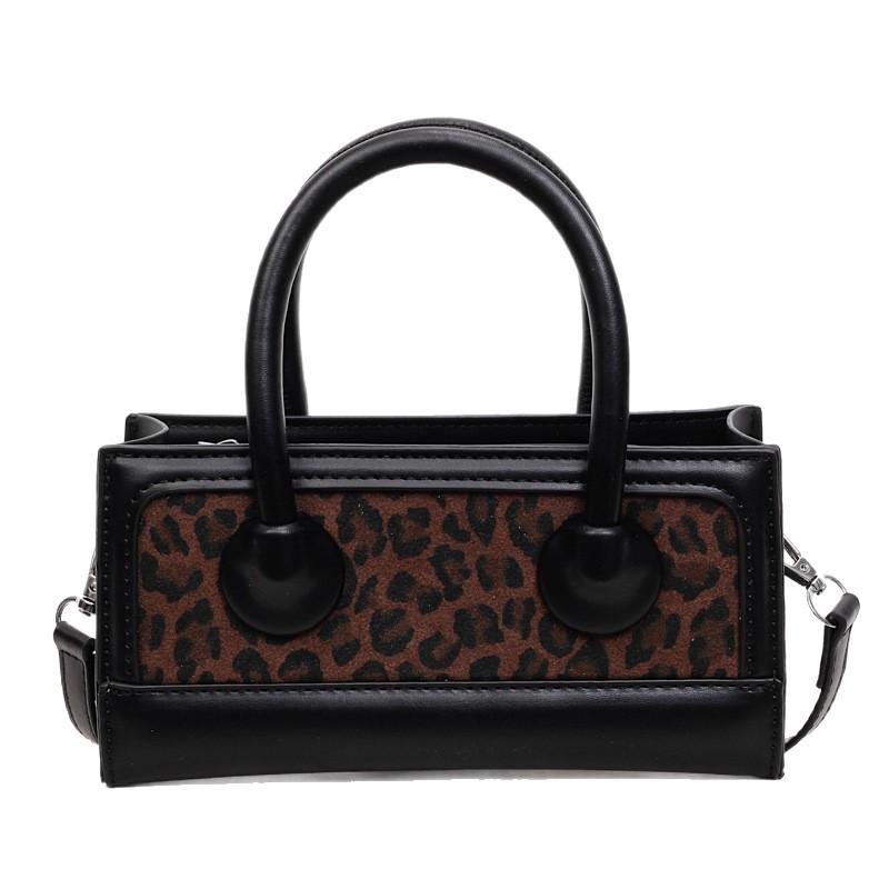 Korean Style Leopard Print Casual Crossbody Bag - 2025 Trendy and Versatile Small Bag чорний
Korean Style Leopard Print Casual Crossbody Bag - 2025 Trendy and Versatile Small Bag чорний