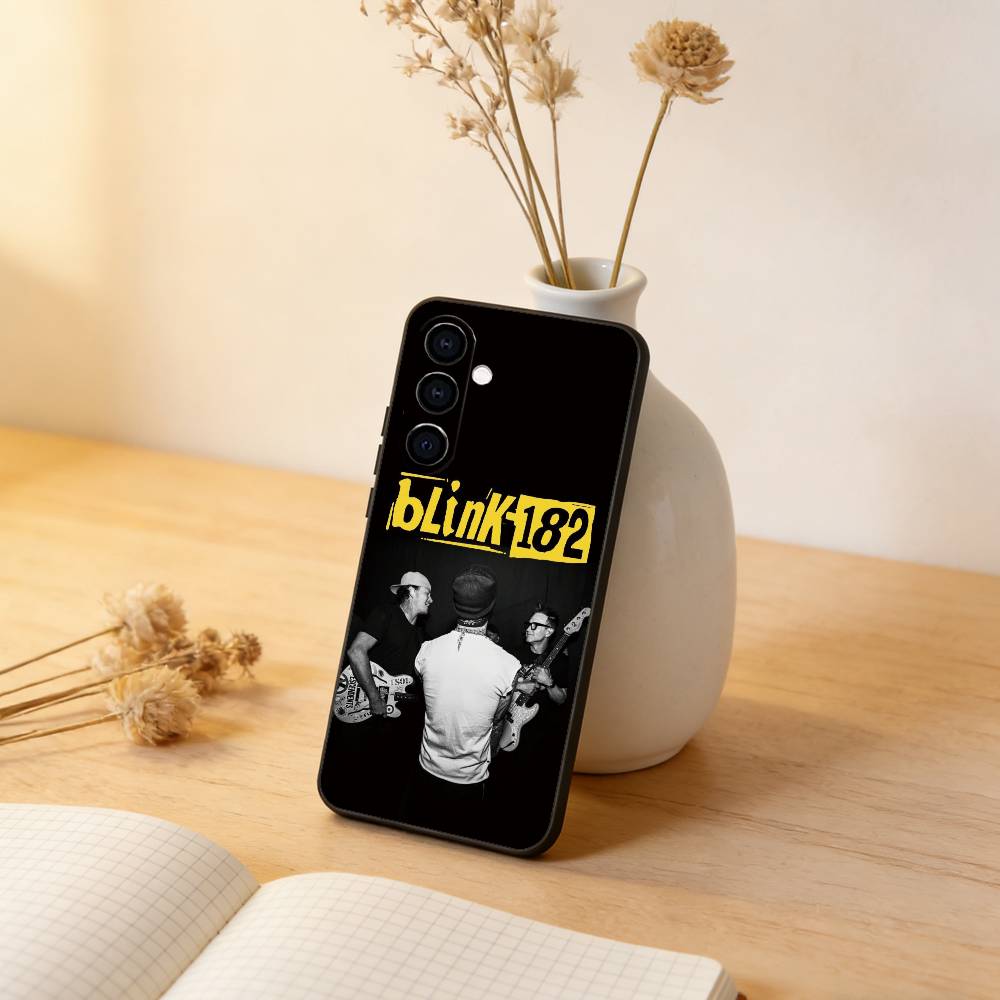 Punk B-Blink-182 Band Phone Case For Samsung Galaxy A73,A72,A71,A70,A53,A52,A51,Soft Silicone Black Cover Samsung a30 a20
Punk B-Blink-182 Band Phone Case For Samsung Galaxy A73,A72,A71,A70,A53,A52,A51,Soft Silicone Black Cover Samsung a30 a20