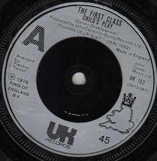 7inch Record FIRST CLASS Childs Play UK152 UK Records 1976 UK Rock Used
7inch Record FIRST CLASS Childs Play UK152 UK Records 1976 UK Rock Used