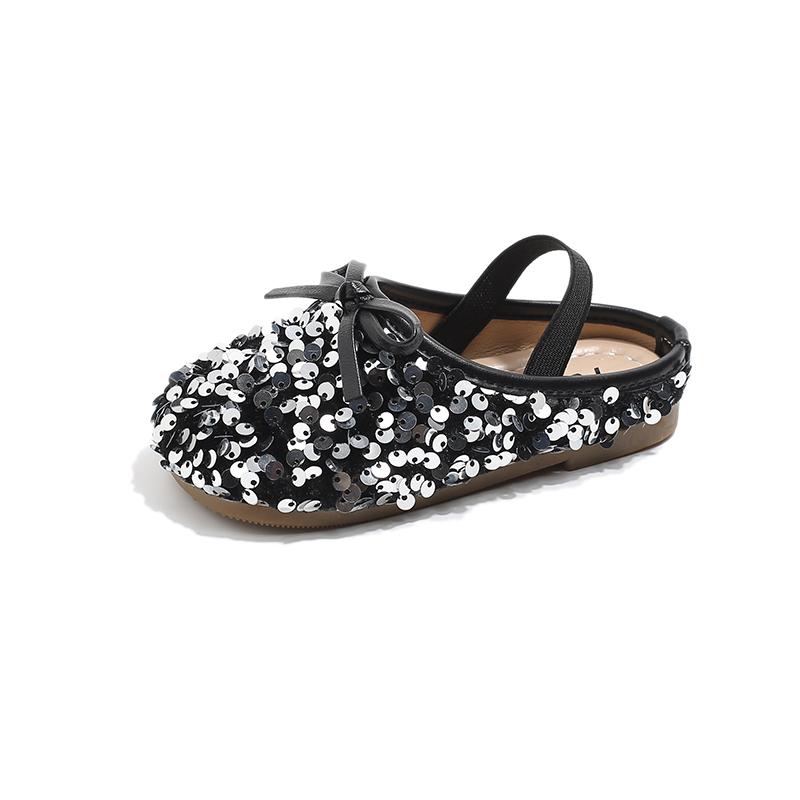 New Summer Children s Baotou Sandals Girls Wearing Half Soft Sole Fashion Flat Bottom Sandals with Trendy Sequins 23
New Summer Children s Baotou Sandals Girls Wearing Half Soft Sole Fashion Flat Bottom Sandals with Trendy Sequins 23