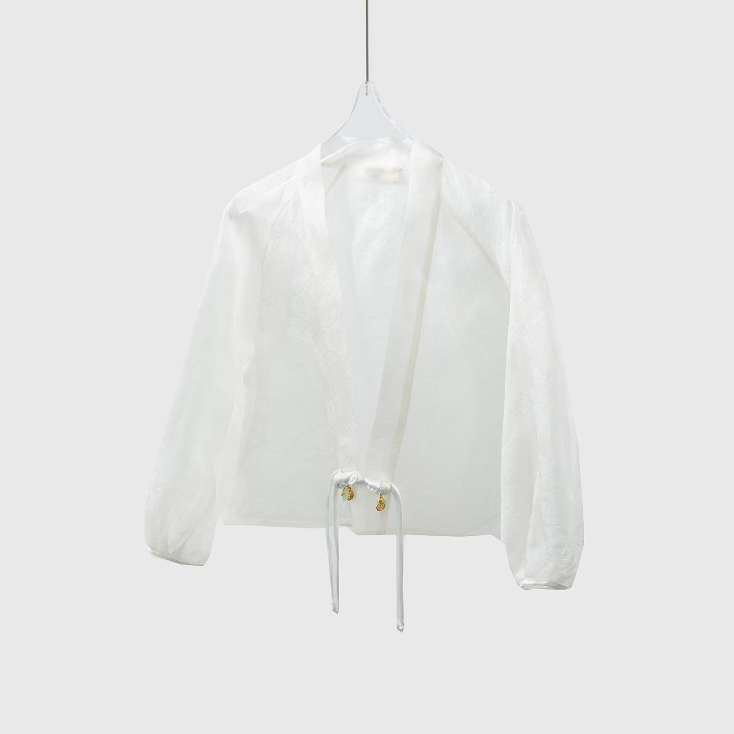 Silk Chiffon Stand Collar Cardigan: Chinese National Style with Mulberry Silk Jacquard for Sun Protection Medium
Silk Chiffon Stand Collar Cardigan: Chinese National Style with Mulberry Silk Jacquard for Sun Protection Medium