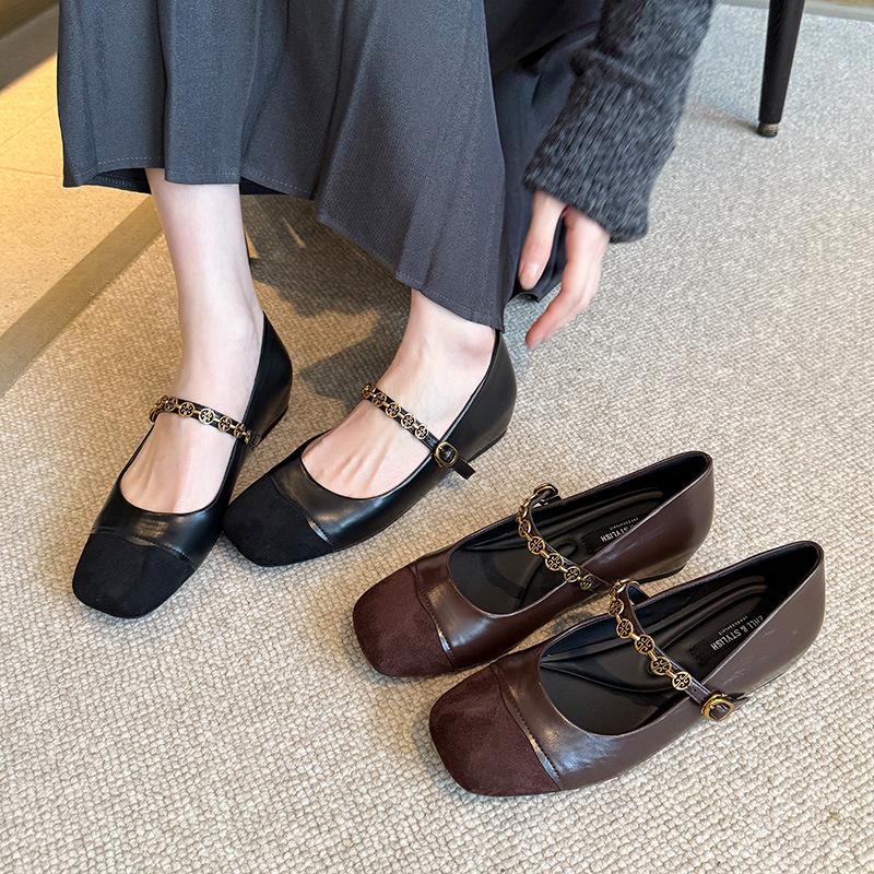 039-10 Retro Mary Jane women s single shoes inner height increase square head flat shoes women s shallow mouth wide fat feet large size women s shoes 35
039-10 Retro Mary Jane women s single shoes inner height increase square head flat shoes women s shallow mouth wide fat feet large size women s shoes 35