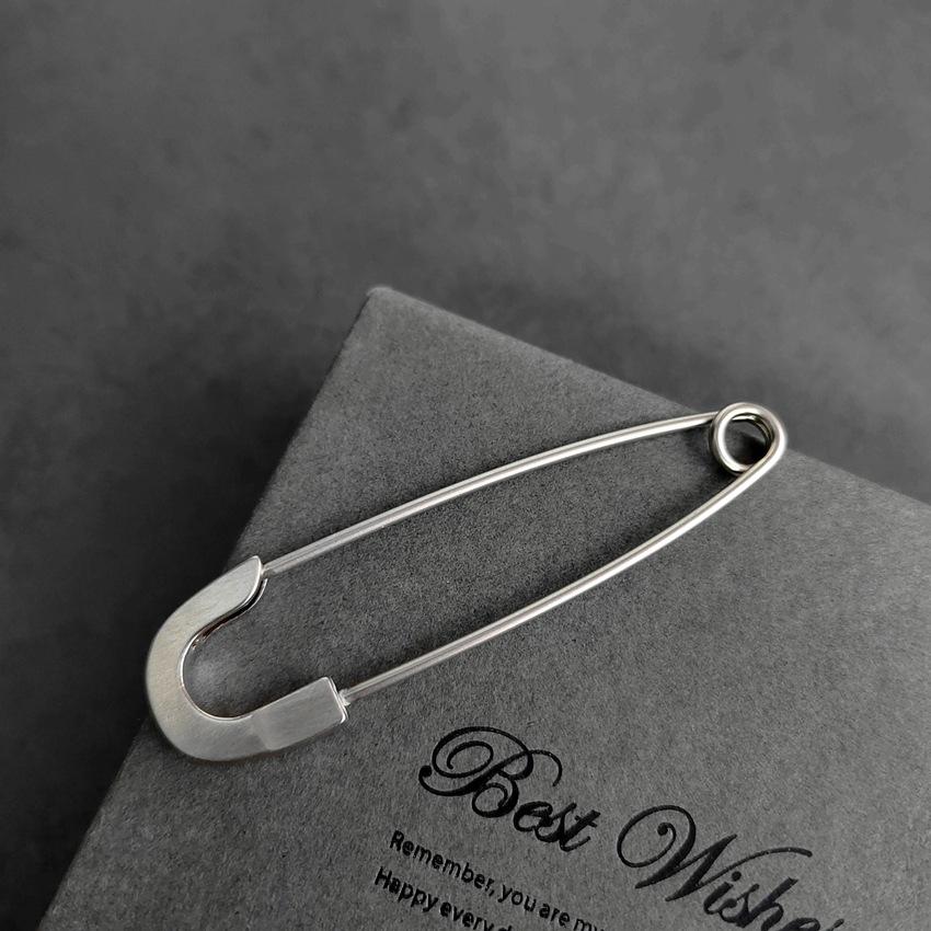 K1 Korean Style Large Matte Safety Pin Brooch Metal Scarf Clip Collar Pin Coat Cardigan Shoe Trendy Fashion Simplicit Accessory
K1 Korean Style Large Matte Safety Pin Brooch Metal Scarf Clip Collar Pin Coat Cardigan Shoe Trendy Fashion Simplicit Accessory