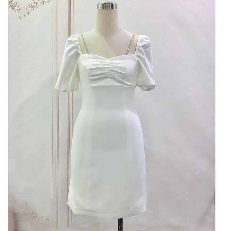 2021 Весна/Лето Маленькое Платье-Камисоль в Стиле Хепберн с Открытыми Плечами Small белый
2021 Весна/Лето Маленькое Платье-Камисоль в Стиле Хепберн с Открытыми Плечами Small белый