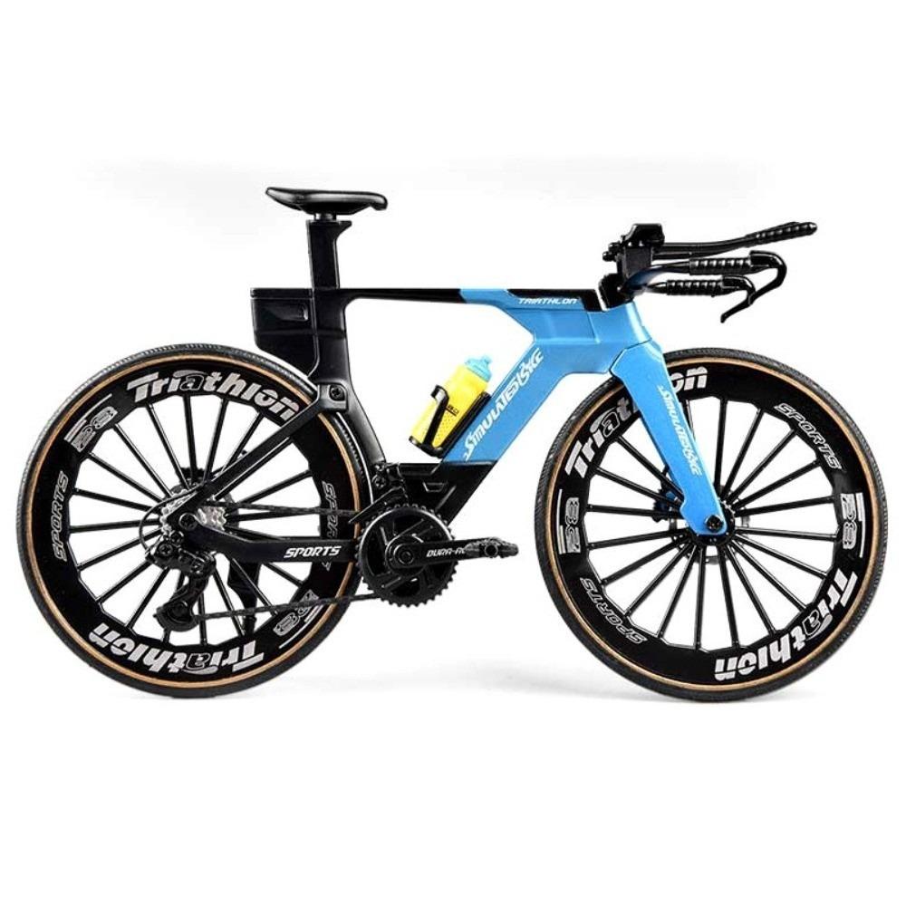 1:8 Collectible Bike Toy Red Blue Green Alloy Road Bike New Road Bike Model Ideal Gift синій
1:8 Collectible Bike Toy Red Blue Green Alloy Road Bike New Road Bike Model Ideal Gift синій