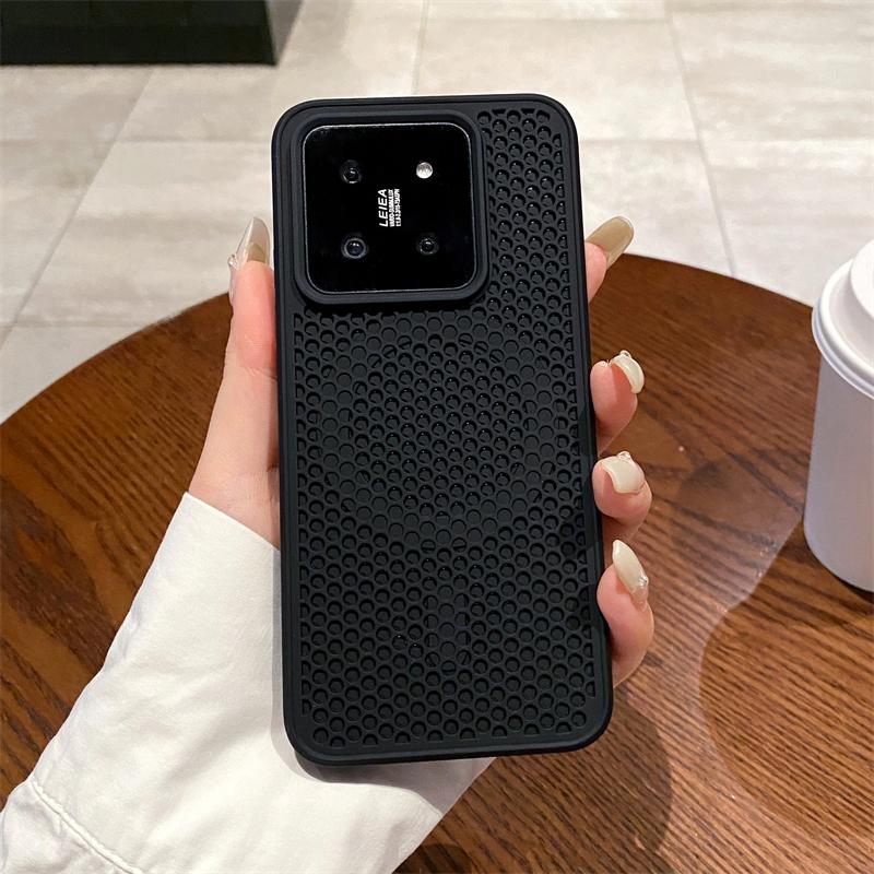 Роскошный рассеиватель тепла для магнитного чехла Magsafe для Xiaomi 15 14 Pro 13 Redmi K70 K60 Ultra Breathable Cooling Mesh Hard Cover For Mi 14
Роскошный рассеиватель тепла для магнитного чехла Magsafe для Xiaomi 15 14 Pro 13 Redmi K70 K60 Ultra Breathable Cooling Mesh Hard Cover For Mi 14