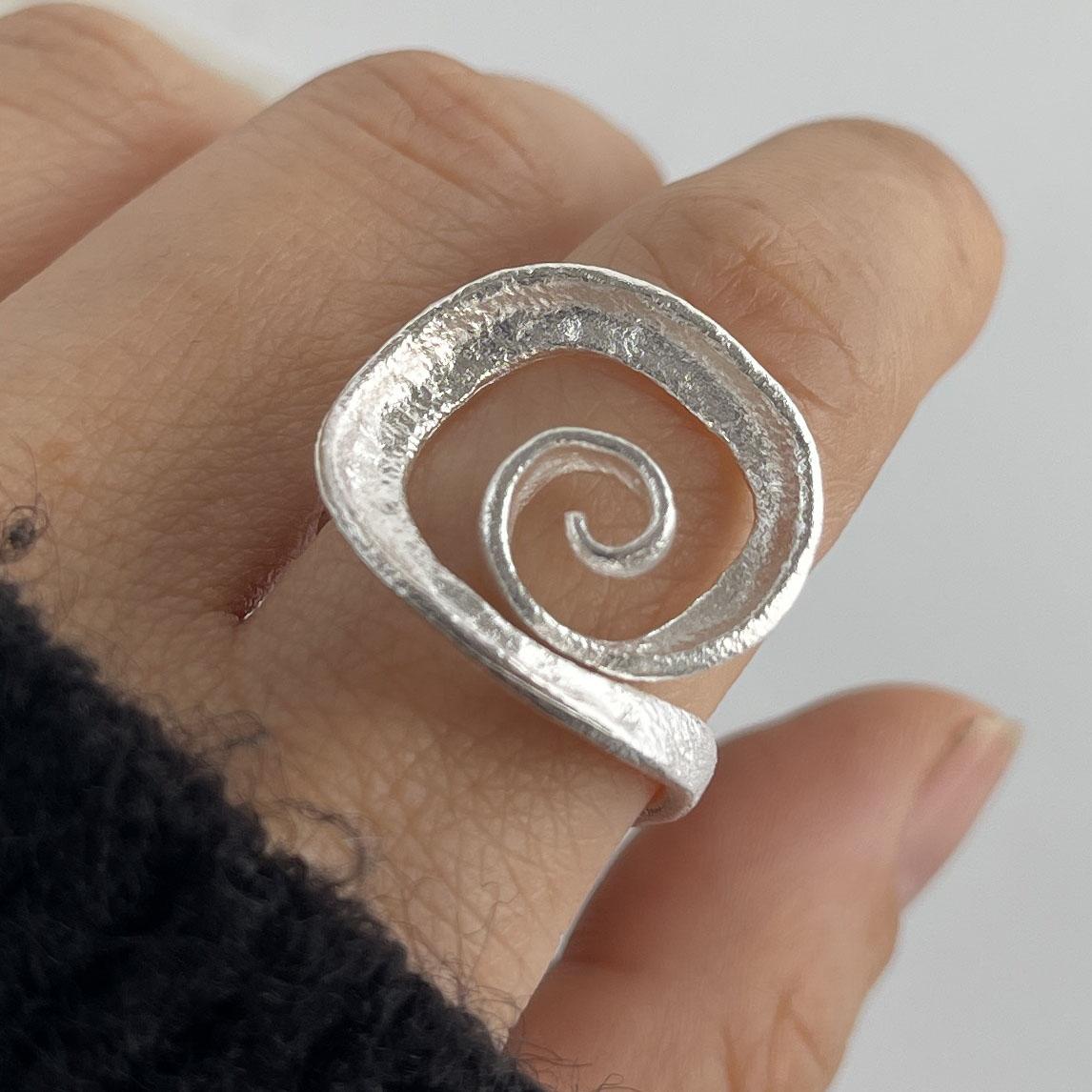 925 Sterling Silver Rings for Women Couple Minimalist Handmade Simple Shinning Flower Ring Fine Jewelry Gift Prevent Allergy resizable
925 Sterling Silver Rings for Women Couple Minimalist Handmade Simple Shinning Flower Ring Fine Jewelry Gift Prevent Allergy resizable
