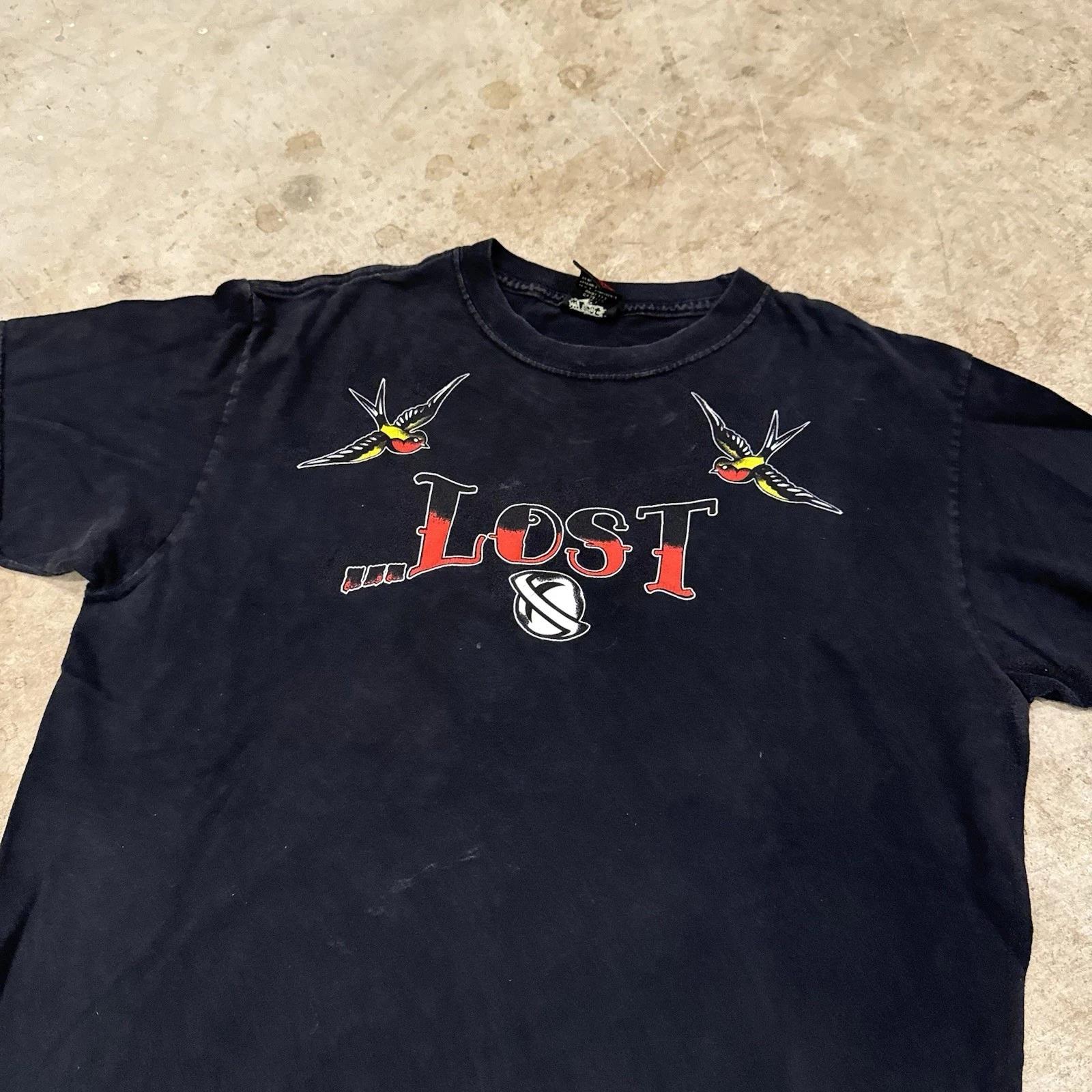 Vintage Streetwear Lost TT-Shirt Mens Medium Black Faded M
Vintage Streetwear Lost TT-Shirt Mens Medium Black Faded M