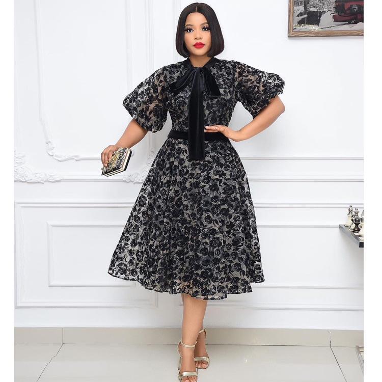 Summer new light and mature temperament bubble sleeves black mesh printing fashionable waist and thin sexy dress XXXL чорний
Summer new light and mature temperament bubble sleeves black mesh printing fashionable waist and thin sexy dress XXXL чорний